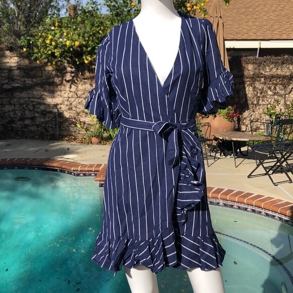 WAYF Ruffle Wrap Midi Dress Size Small - Picture 2 of 8